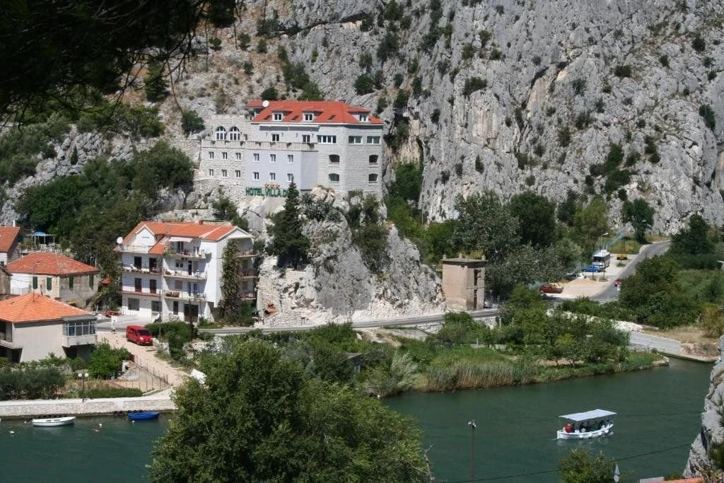 Villa Dvor