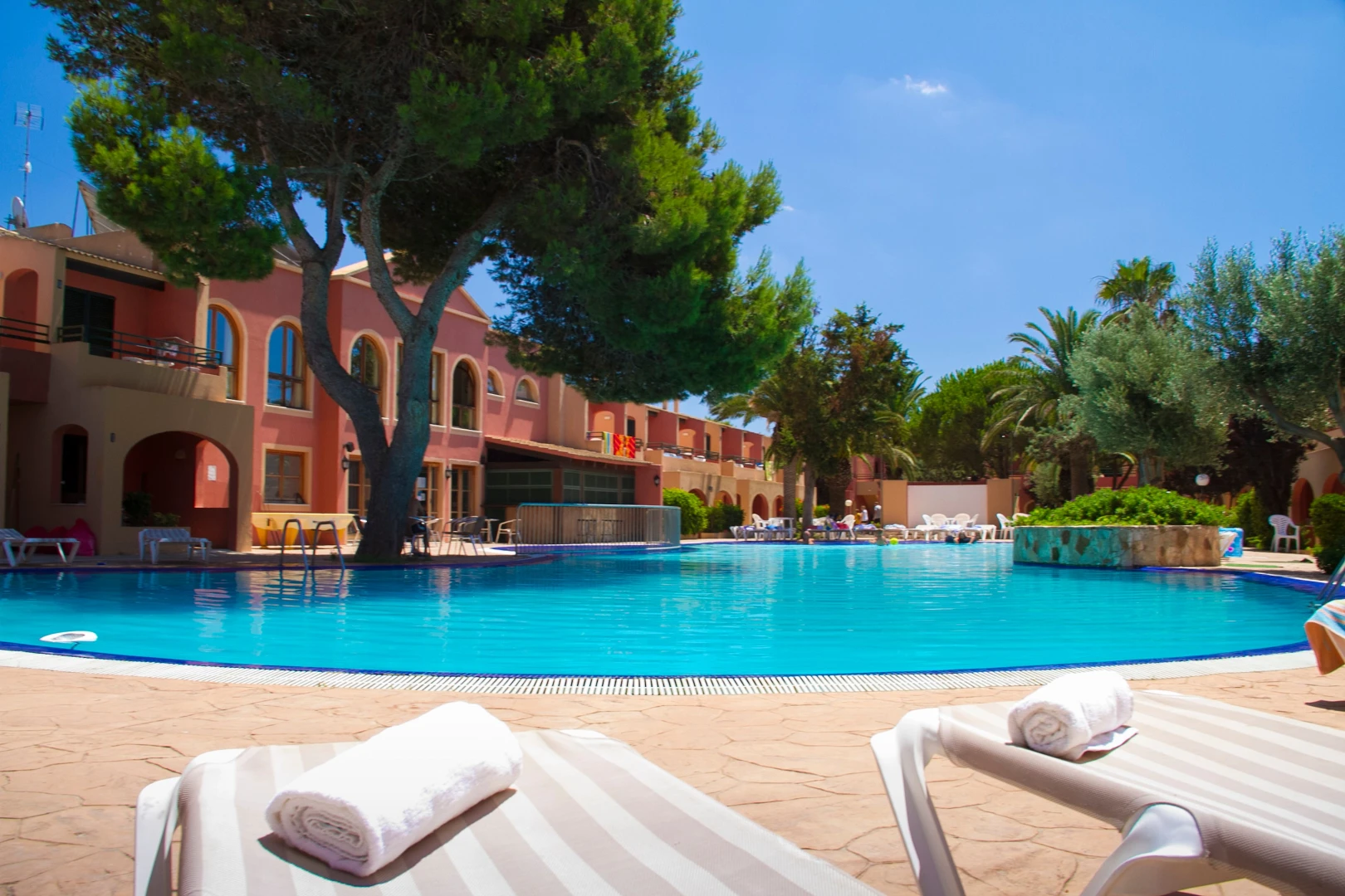 Club Andria Apartments